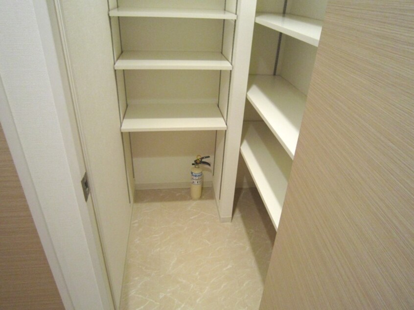 靴箱 プライムコ－ト成増