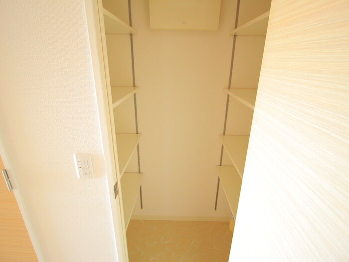 靴箱 プライムコ－ト成増