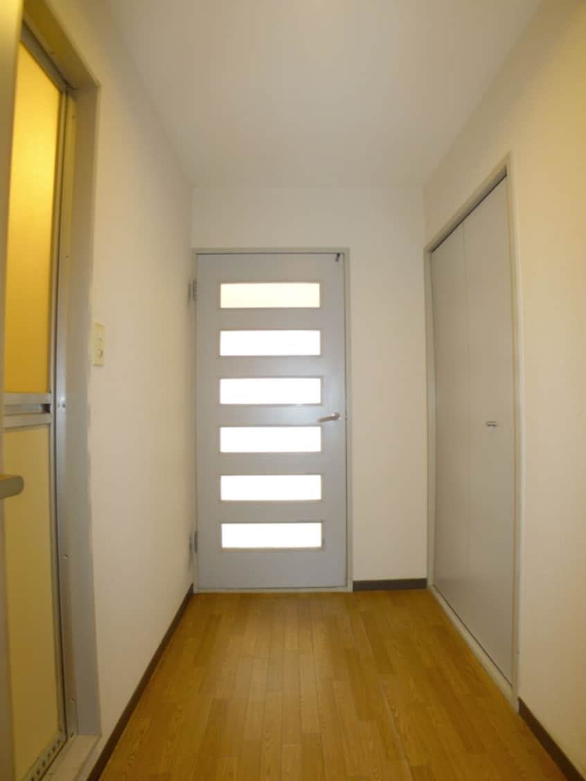 廊下 グロリアス東京