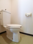 トイレ グロリアス東京