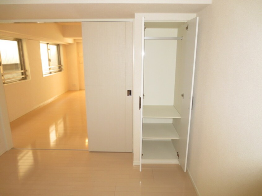 収納 エスティメゾン巣鴨