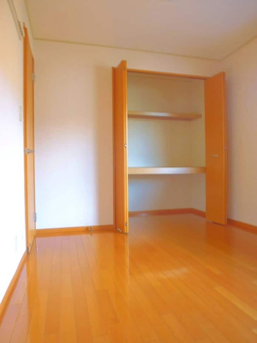 居室 メゾン小柳