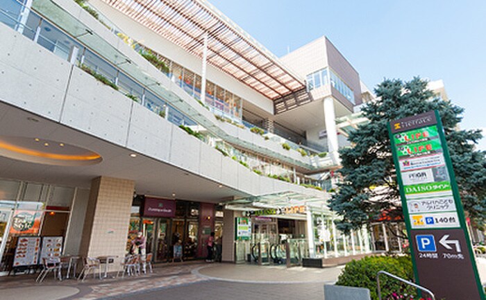 ライフ落合南長崎店(スーパー)まで65m ロジュマン大裕