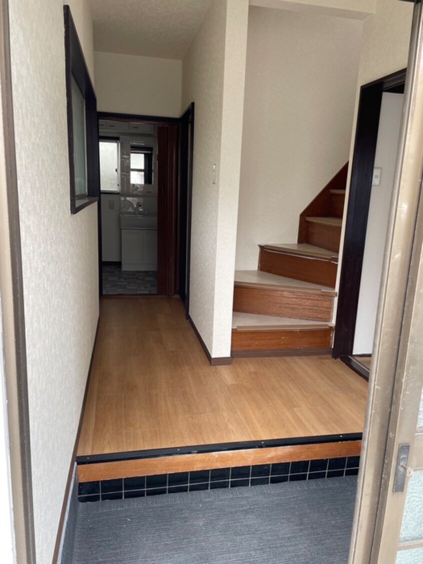 玄関 石田様方貸家