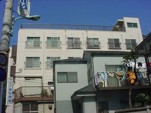 東和マンション