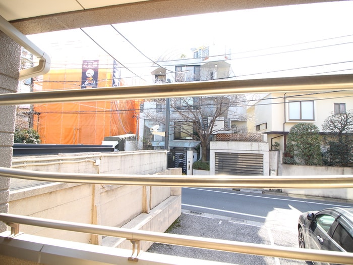 室内からの展望 ベルボア目白(1F)