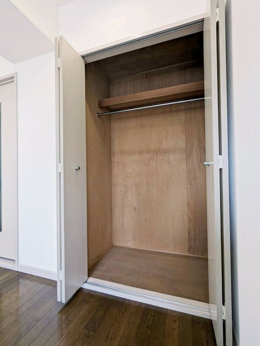 収納 クレストハイム