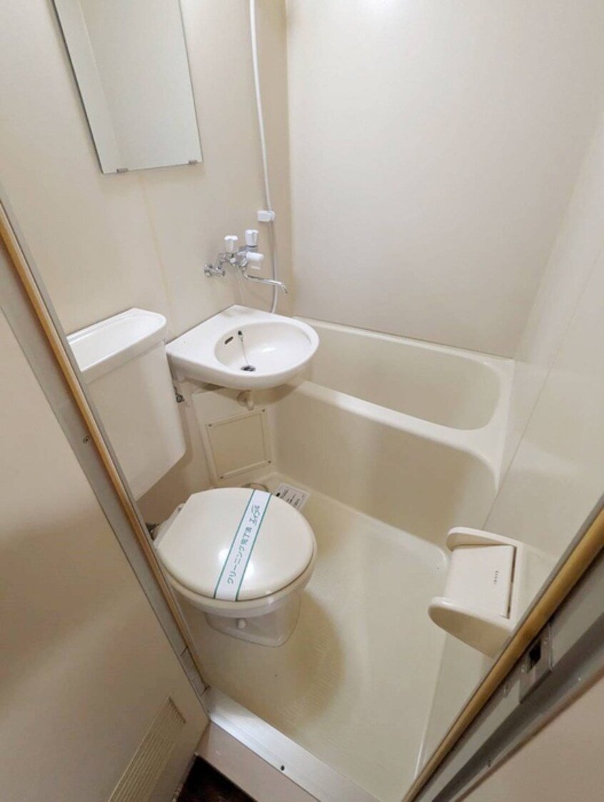 バス／シャワールーム等 クレストハイム