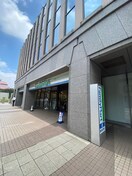 ファミリーマート朝日生命代田橋店(コンビニ)まで70m ＢＬＩＳＳＤＩＡ笹塚代田橋