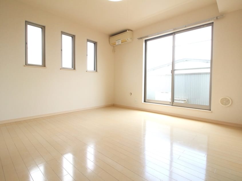 居室 メゾン中原