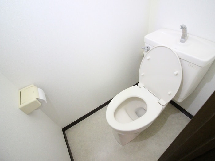 トイレ サンテラス中里