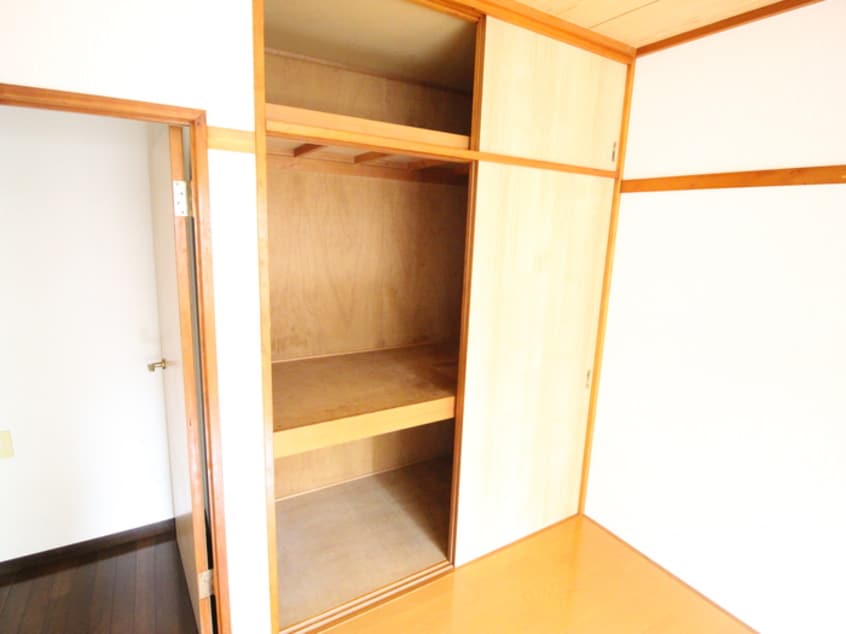 収納 サンテラス中里