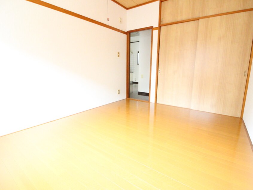 居室 サンテラス中里