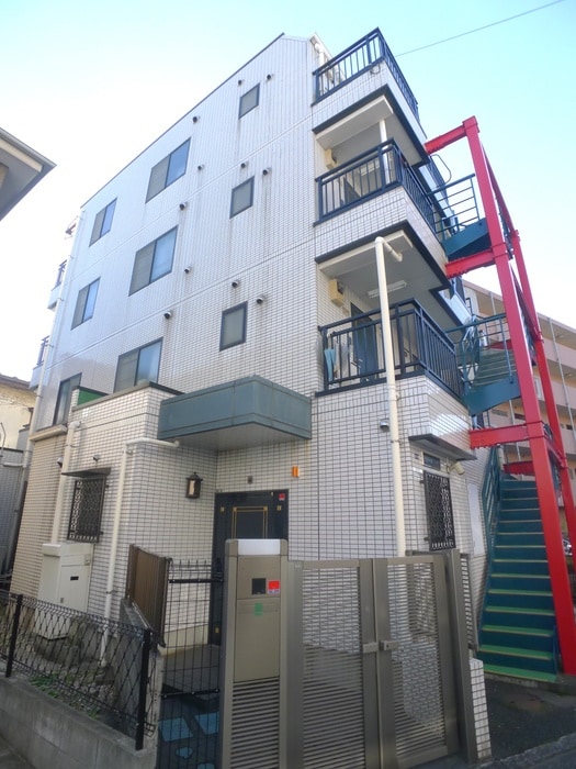 エントランス部分 クレールメゾン