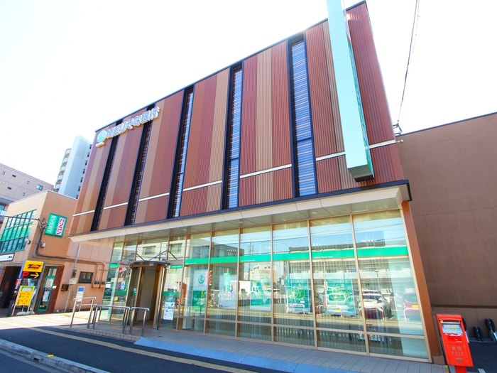 埼玉りそな銀行 鶴瀬支店(銀行)まで750m ノースポールB