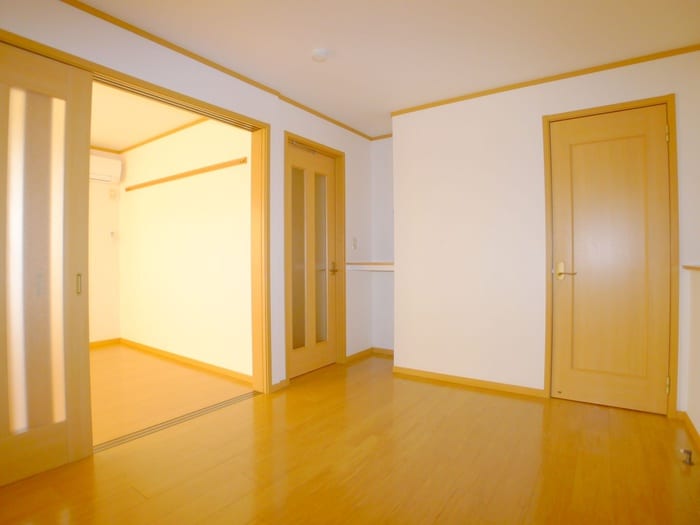 居室 エレガンツァフィオ－レⅡ