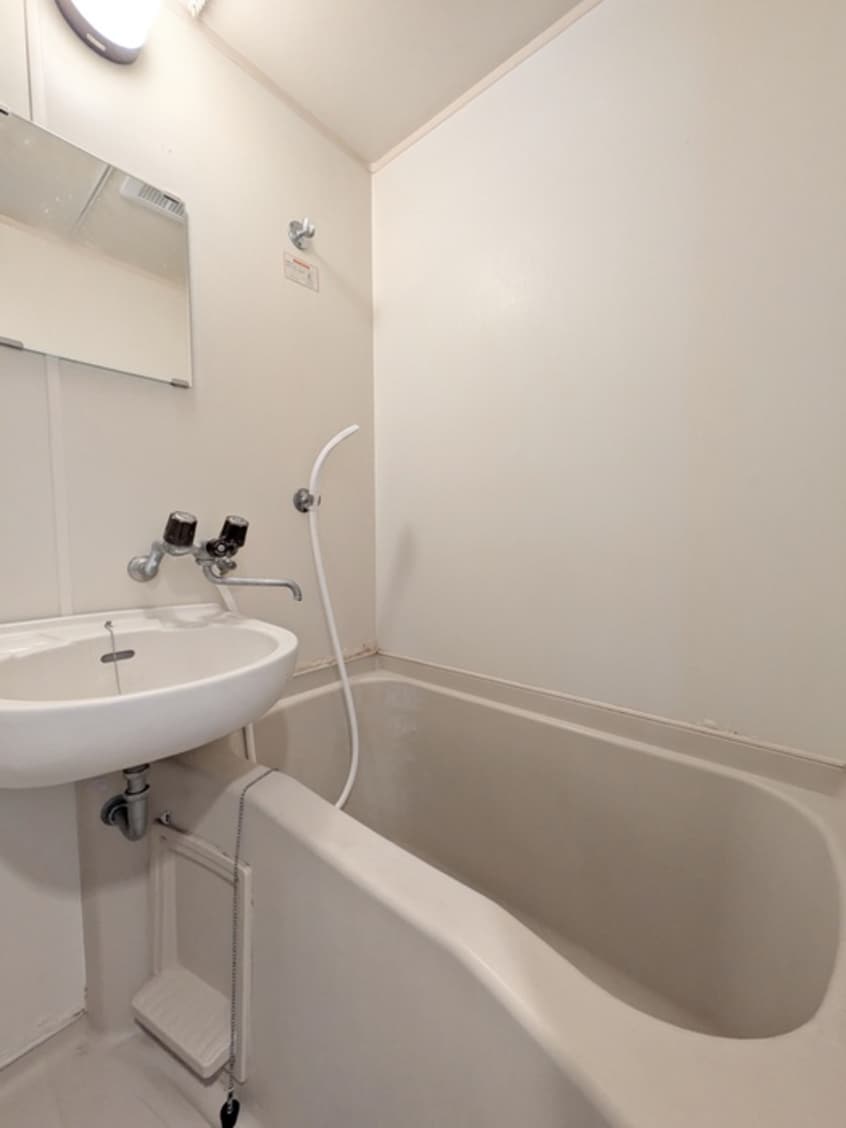 バス／シャワールーム等 メゾントヤマ