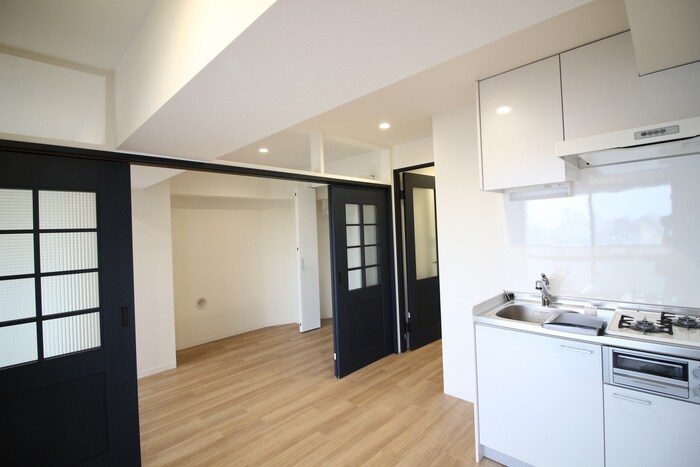 居室 ONE ROOF FLAT NISHIWASEDA