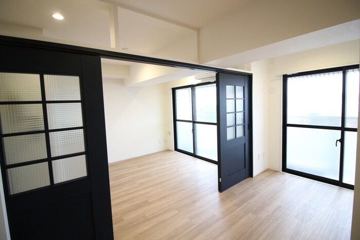 居室 ONE ROOF FLAT NISHIWASEDA