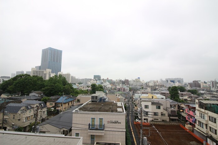 室内からの展望 ONE ROOF FLAT NISHIWASEDA