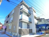 シャインベリーフィールズ