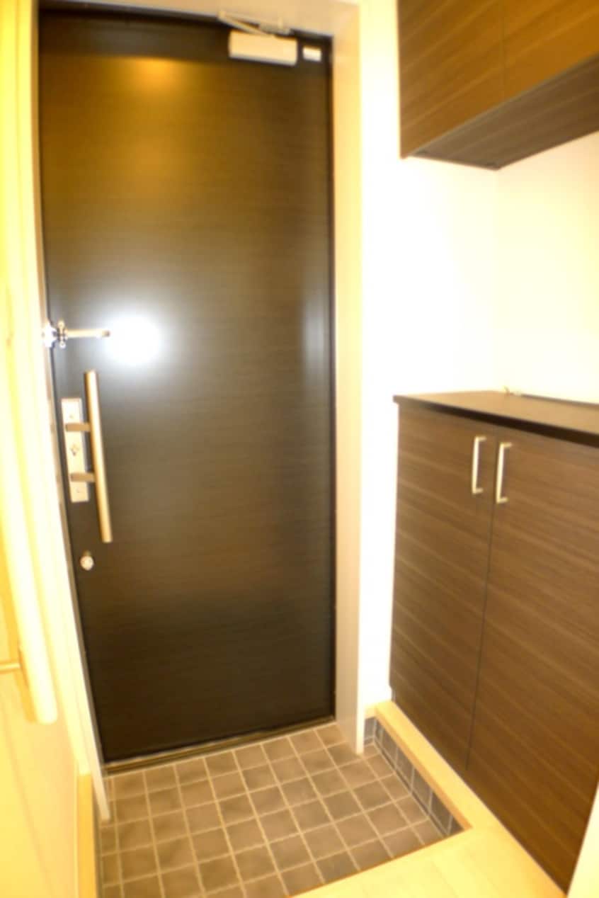 玄関 アレアデマン Ⅱ