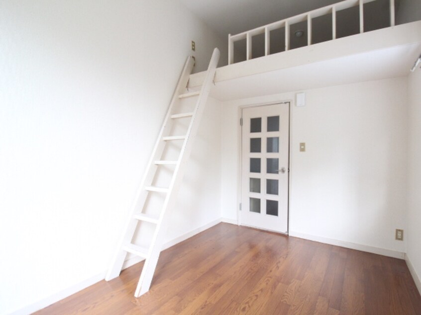 居室 プラザ　ドゥ　セリ－ズ