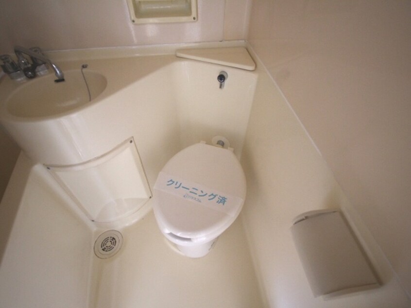 トイレ プラザ　ドゥ　セリ－ズ