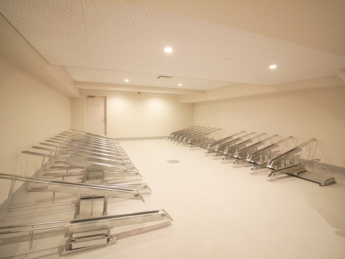 駐輪場 ｸﾚｳﾞｨｱﾘｸﾞｾﾞ世田谷松陰神社前