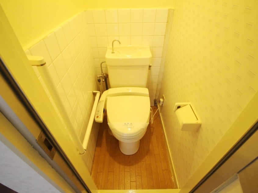 トイレ 高松コ－ポ