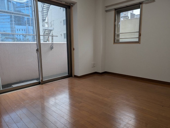 居室 スカイコ－ト神田壱番館(701)