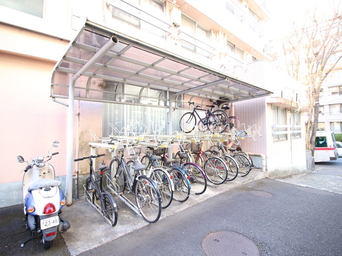 駐車場 ルミエ－ルアイたまプラ－ザ
