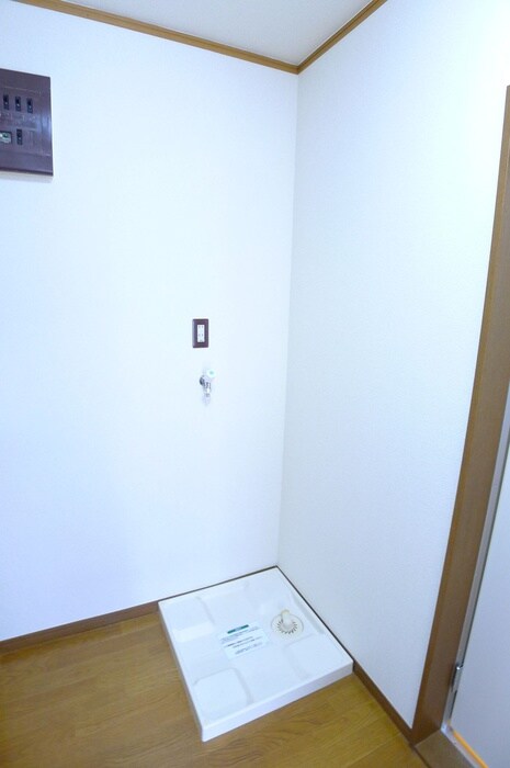 洗濯機置場 サンモ－ル松戸