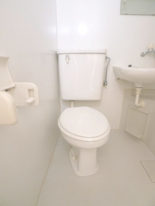 トイレ サンモ－ル松戸