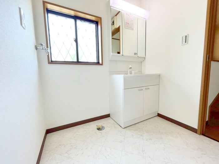 洗面 入間市新光戸建