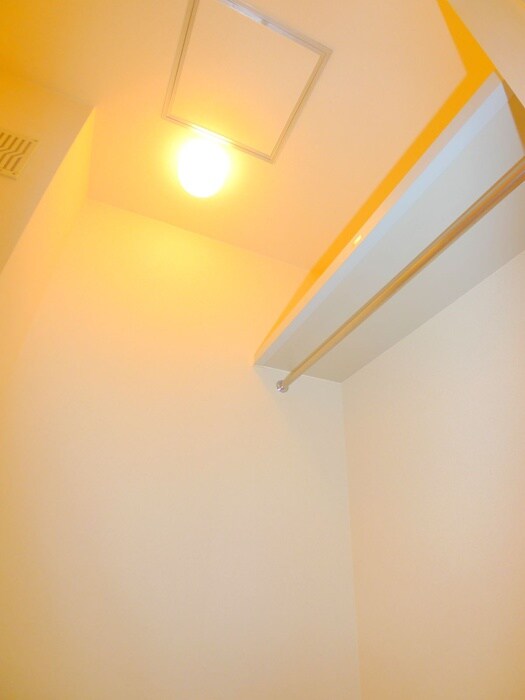 収納 エルボヌ－ル