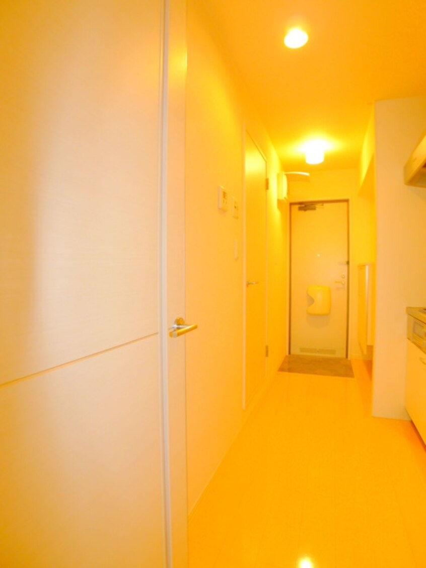 廊下 エルボヌ－ル