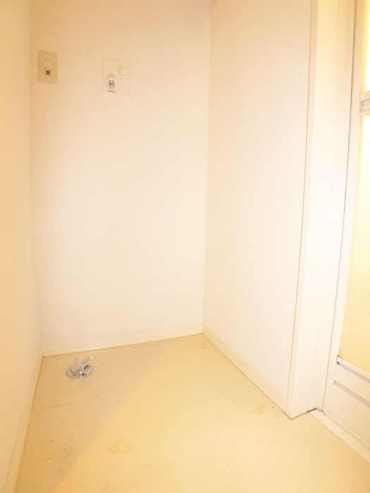 洗濯機置場 フォ－ルＢ棟