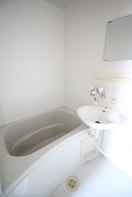 バス／シャワールーム等 ク－ポラ