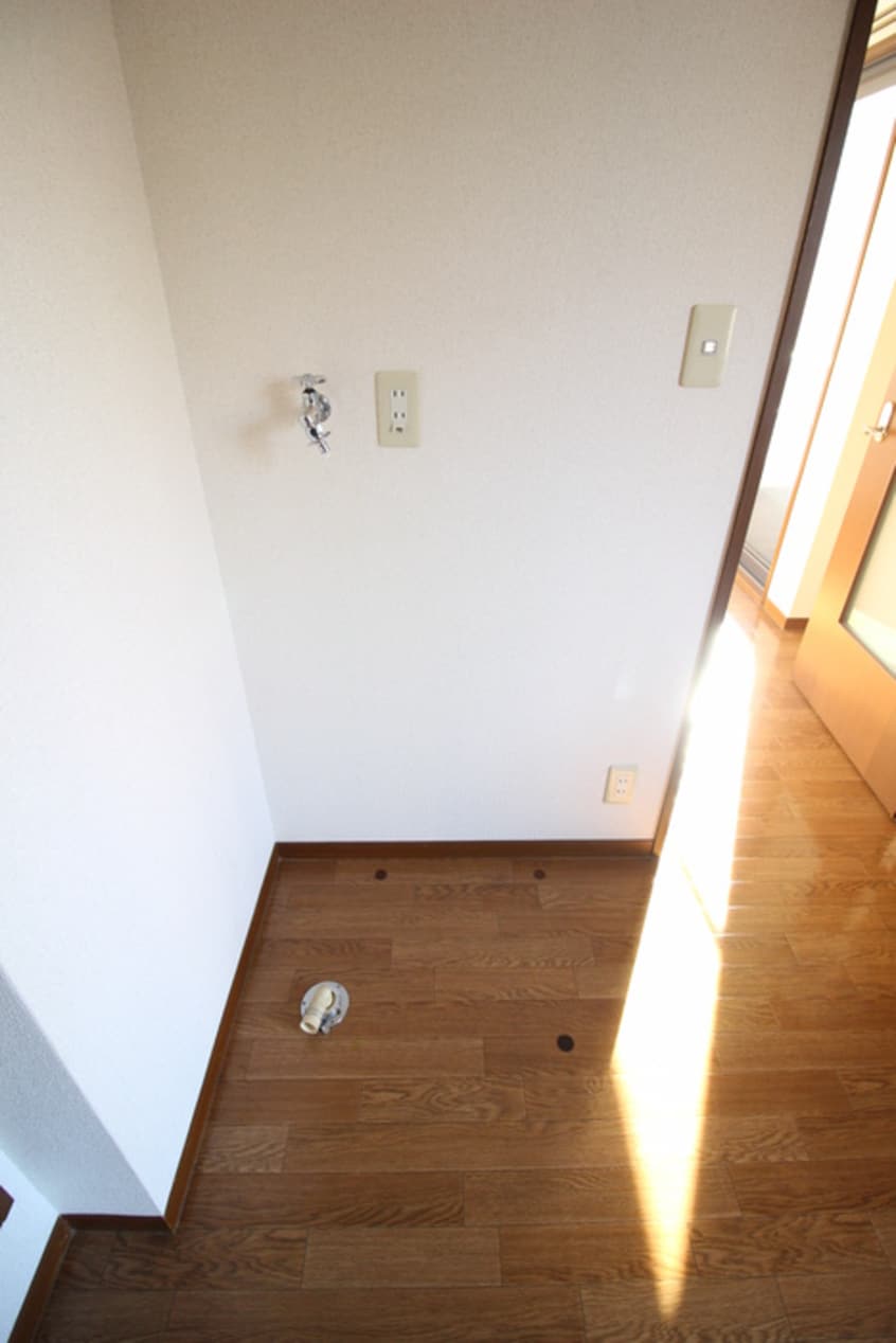 洗濯機置場 ク－ポラ