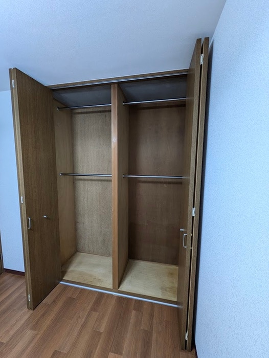 収納 エンブレム壱番館