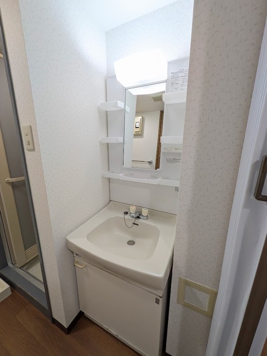 洗面 エンブレム壱番館