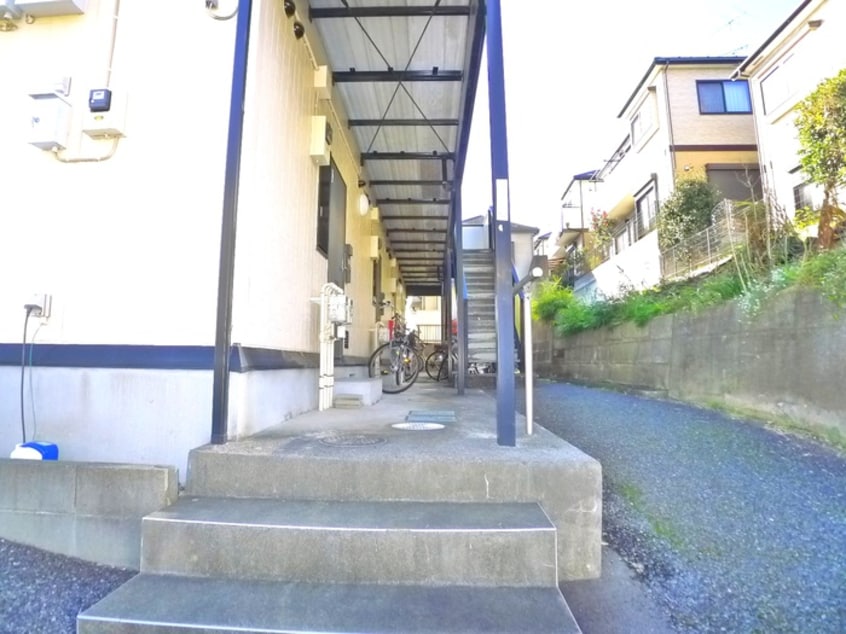 エントランス部分 メゾンラフレシア