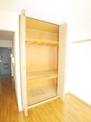 収納 メゾンラフレシア