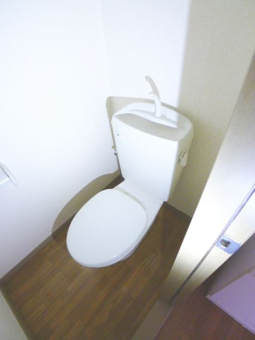 トイレ メゾンラフレシア