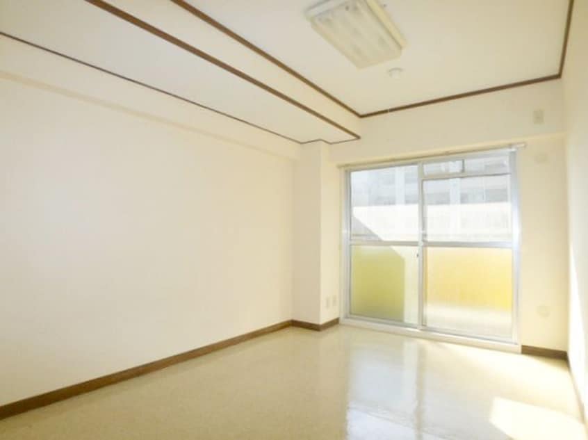 室内からの展望 アミカル高橋