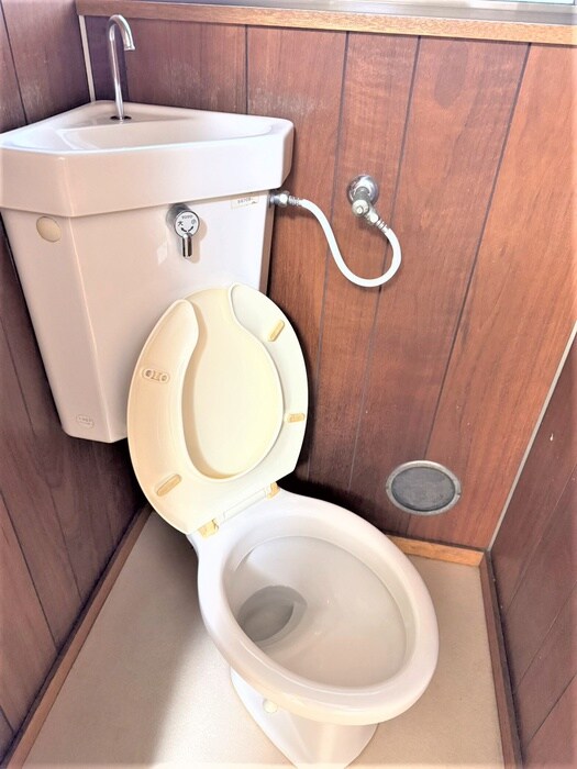 トイレ コ－ポ岸