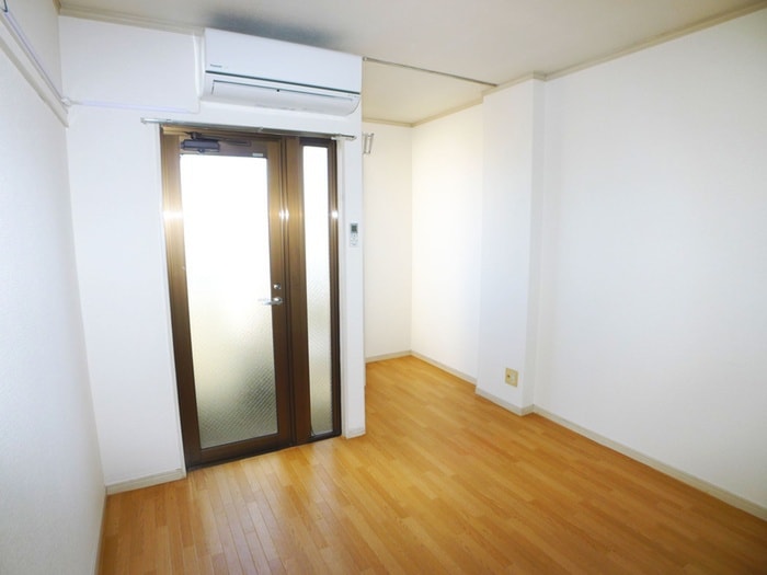 居室 メゾン・ド・シプレ－ム