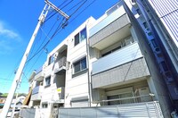 エスコーポ