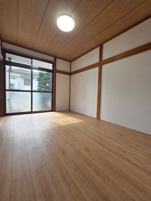 居室 エメラルドファイブ